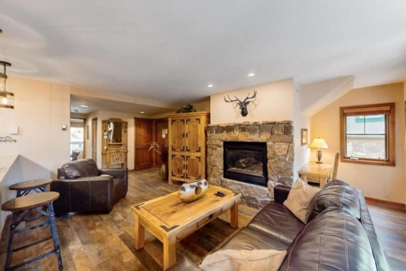 Renovated 2 Bedroom Condo Next To Snowflake Lift - Walk To Lifts And Town! Breckenridge Exteriör bild